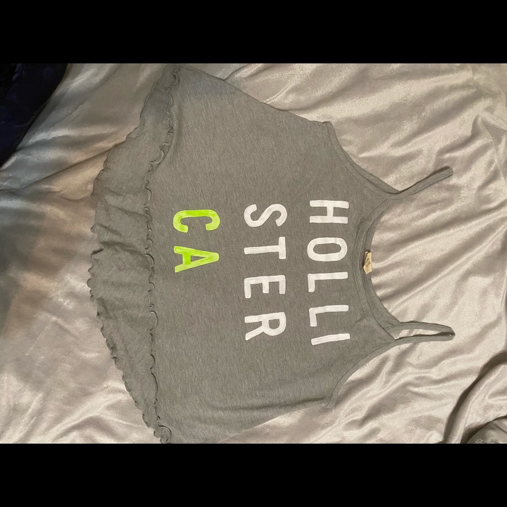 Crop top - Picture 2 of 2